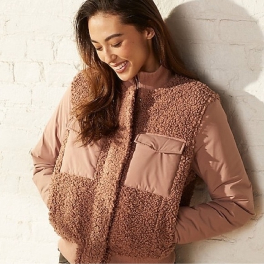 $148 UpWest Sherpa Bomber - Picture 2 of 15